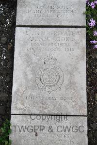 Boulogne Eastern Cemetery - Cook, John