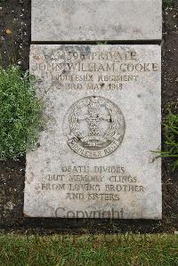 Boulogne Eastern Cemetery - Cooke, John William