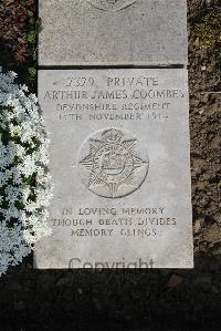 Boulogne Eastern Cemetery - Coombes, Arthur James