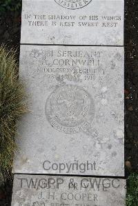 Boulogne Eastern Cemetery - Cornwell, A