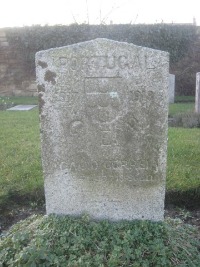 Boulogne Eastern Cemetery - Correia, Acacio