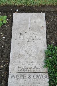 Boulogne Eastern Cemetery - Cruxton, John Patrick