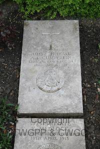 Boulogne Eastern Cemetery - Cumberlin, A E