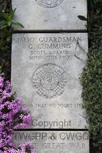 Boulogne Eastern Cemetery - Cumming, G