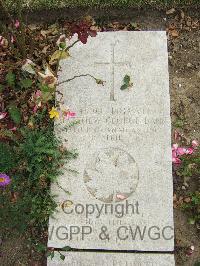 Boulogne Eastern Cemetery - Dand, Matthew George