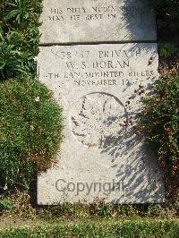 Boulogne Eastern Cemetery - Doran, W S