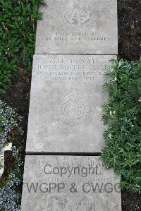 Boulogne Eastern Cemetery - Daley, John Robert