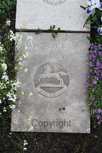 Boulogne Eastern Cemetery - Daly, Hubert