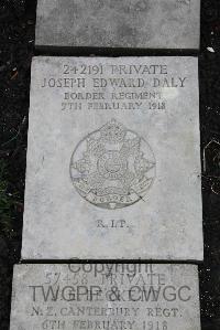 Boulogne Eastern Cemetery - Daly, Joseph Edward