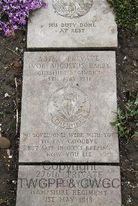 Boulogne Eastern Cemetery - Darby, Ivor Augustus