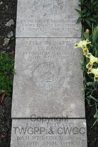 Boulogne Eastern Cemetery - Davies, Percy Victor Ernest