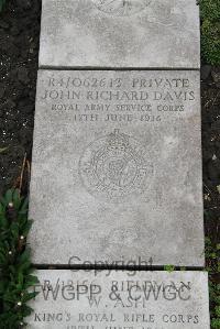 Boulogne Eastern Cemetery - Davis, John Richard