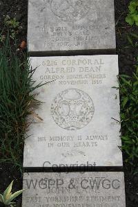 Boulogne Eastern Cemetery - Dean, Alfred