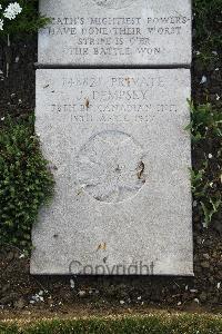 Boulogne Eastern Cemetery - Dempsey, J