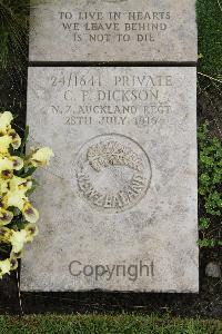 Boulogne Eastern Cemetery - Dickson, Charles Frederick