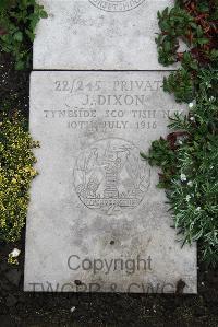 Boulogne Eastern Cemetery - Dixon, J