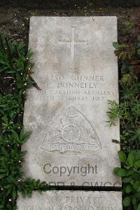 Boulogne Eastern Cemetery - Donnelly, E