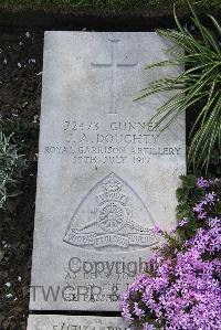 Boulogne Eastern Cemetery - Doughty, John Austin