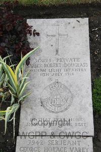 Boulogne Eastern Cemetery - Douglass, James Robert Sinton