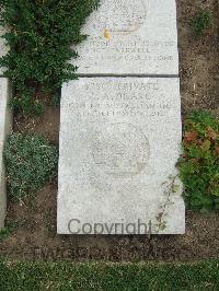 Boulogne Eastern Cemetery - Drake, Leslie Anson