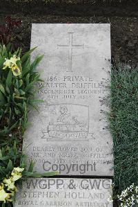 Boulogne Eastern Cemetery - Driffill, Walter