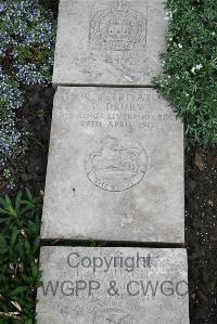 Boulogne Eastern Cemetery - Drury, P