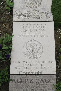 Boulogne Eastern Cemetery - Duddy, Denis