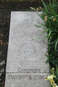 Boulogne Eastern Cemetery - Dumbleton, Alfred John