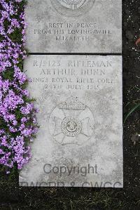 Boulogne Eastern Cemetery - Dunn, Arthur