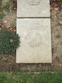 Boulogne Eastern Cemetery - Dunn, Thomas Patrick