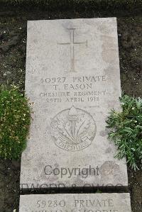 Boulogne Eastern Cemetery - Eason, T