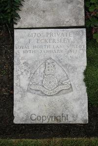 Boulogne Eastern Cemetery - Eckersley, F