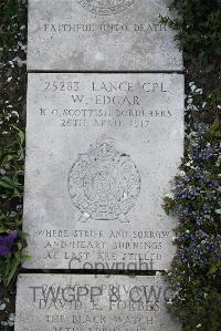 Boulogne Eastern Cemetery - Edgar, Walter