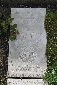 Boulogne Eastern Cemetery - Ellis, James John Clark