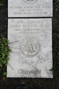 Boulogne Eastern Cemetery - Ellis, James Walter