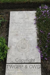 Boulogne Eastern Cemetery - England, Samuel James