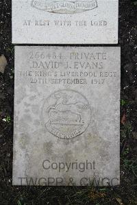 Boulogne Eastern Cemetery - Evans, David