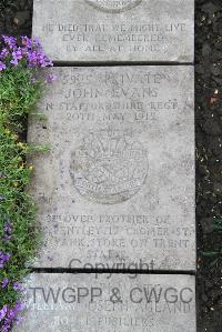 Boulogne Eastern Cemetery - Evans, John