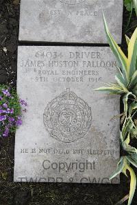 Boulogne Eastern Cemetery - Falloon, James Huston