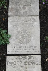 Boulogne Eastern Cemetery - Fantham, Harry