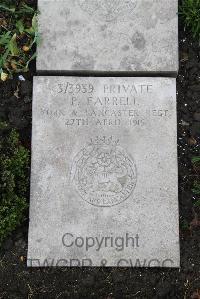 Boulogne Eastern Cemetery - Farrell, P