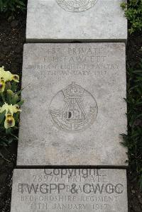 Boulogne Eastern Cemetery - Fawcett, T H