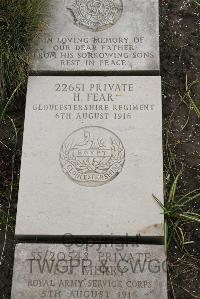 Boulogne Eastern Cemetery - Fear, H