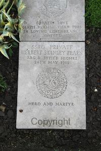 Boulogne Eastern Cemetery - Fearn, Herbert Stanley