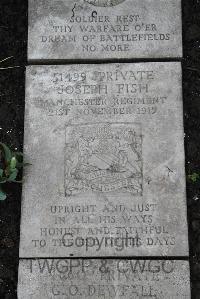 Boulogne Eastern Cemetery - Fish, Joseph