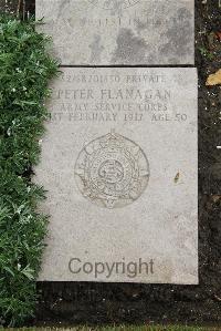 Boulogne Eastern Cemetery - Flanagan, Peter