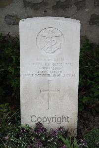 Boulogne Eastern Cemetery - Flynn, John Jack James