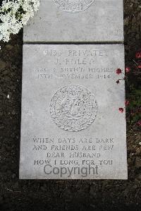 Boulogne Eastern Cemetery - Foley, John