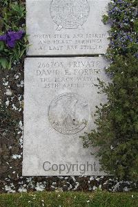 Boulogne Eastern Cemetery - Forbes, David Findlay