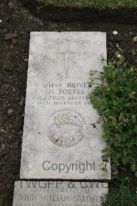 Boulogne Eastern Cemetery - Foster, Henry